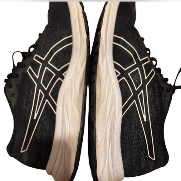 ASICS Gel excite 7 black and white trainers women’s 7 - Picture 4 of 7